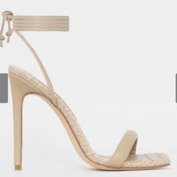 SIMMI KARIS NUDE WOVEN LACE UP HEELS 7US - Picture 2 of 4